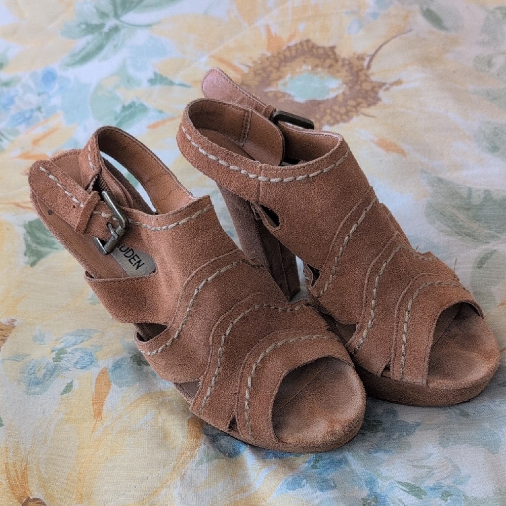 Steve Madden Brown Suede Women's Sandals Size 6.5
